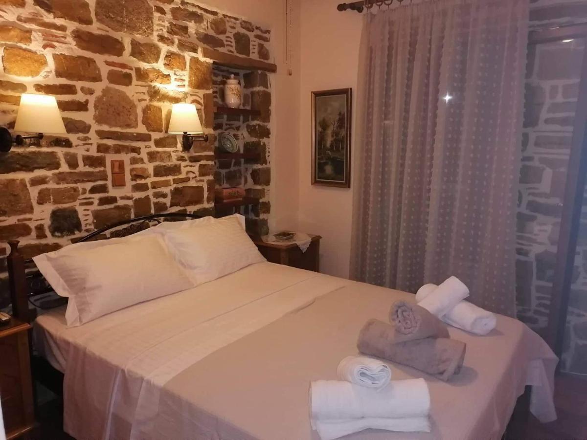 Traditional House In Androni Myrina Extérieur photo